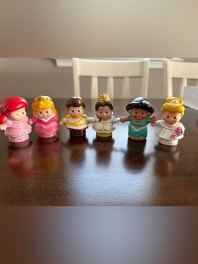 Fisher Price Little People set of 6